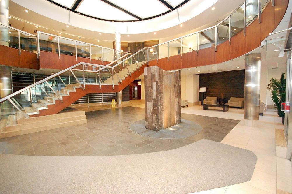 Downtown Mississauga Executive Suites Sq1 Εξωτερικό φωτογραφία