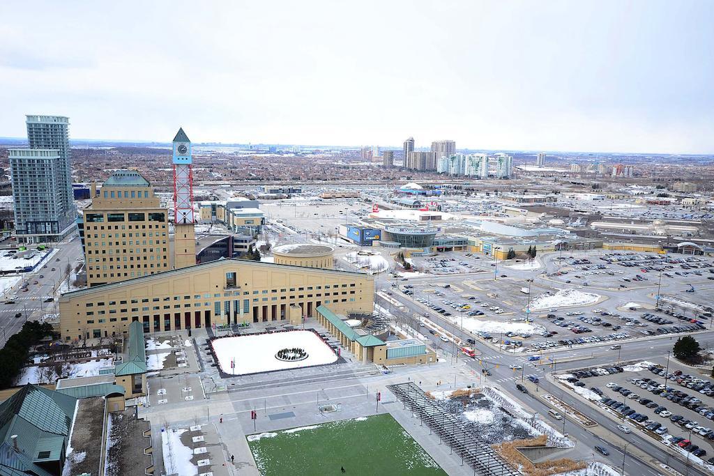 Downtown Mississauga Executive Suites Sq1 Εξωτερικό φωτογραφία